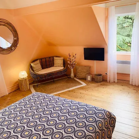 Domaine Des Ondes 3*