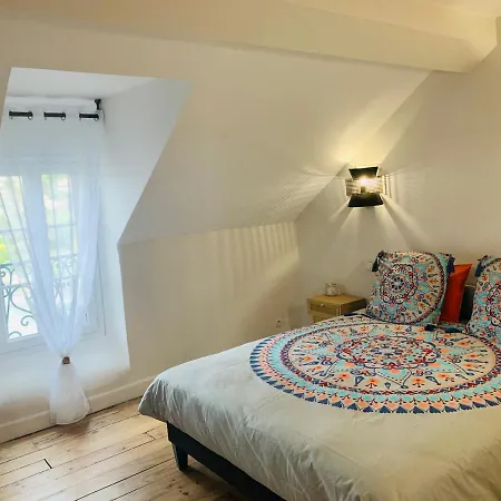 Domaine Des Ondes Pensión 3*